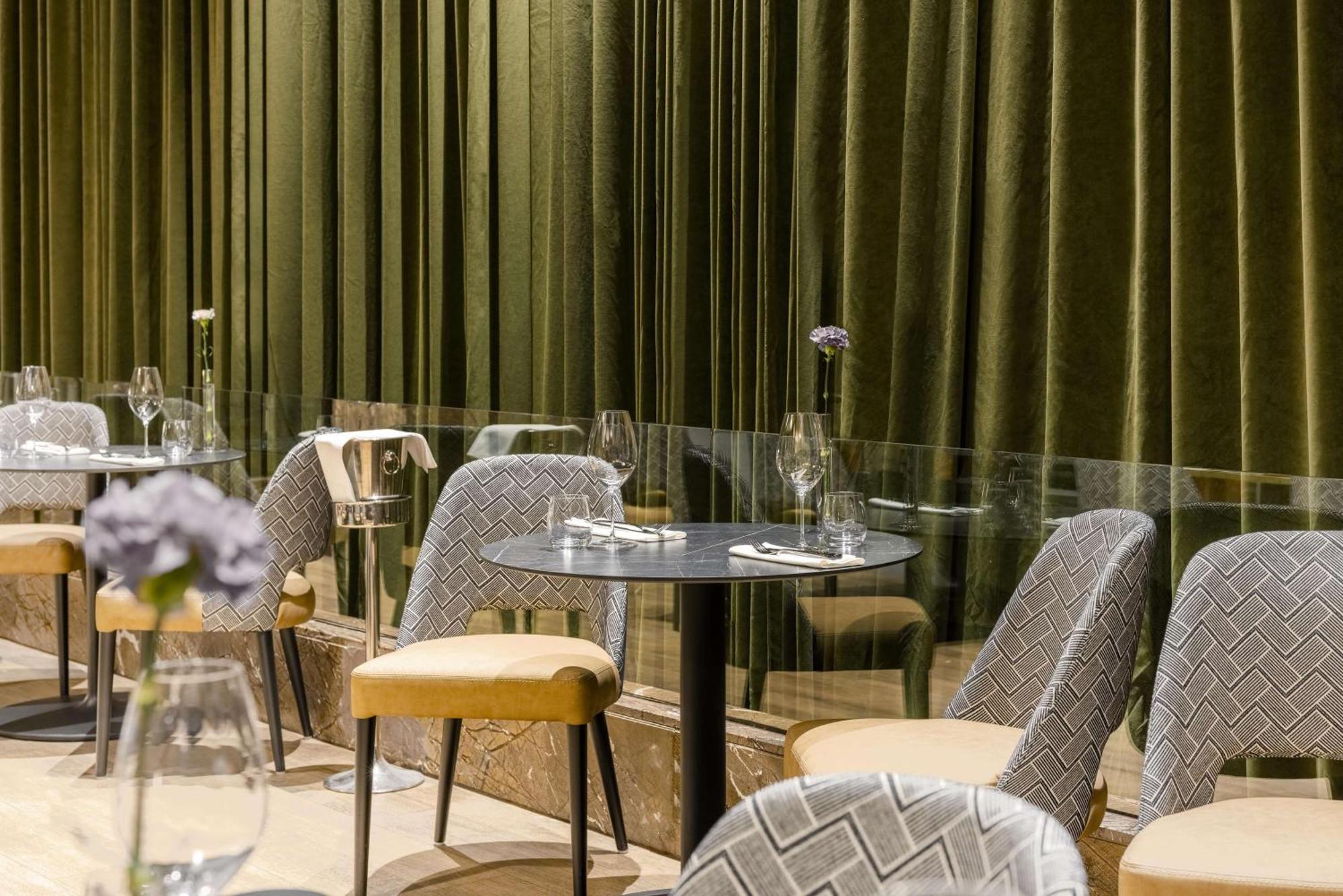 Hotel Nh Collection Carlo Iv Praag